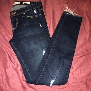 Hollister super skinny low-rise  jeans ✨